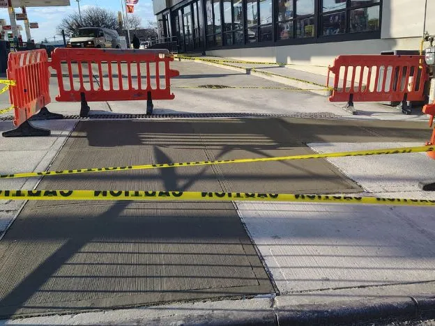  installed new concrete sidewalk in manhattan